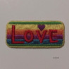 Broderet strygemærke  LOVE 5,5x2,5 cm