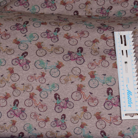 Isoli med cykelpige 62 % bomuld - 33 % polyester - 5 % lycra