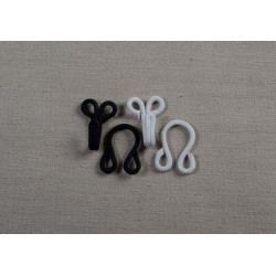 Pels-hægte hvid eller sort