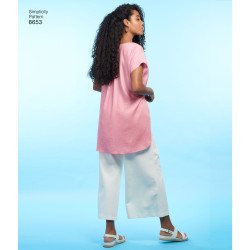 Bukser shorts og bluse også plusmode Simplicity snitmønster 8653