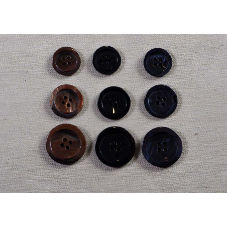 Knap 4-hul marineblå, sort, eller brun