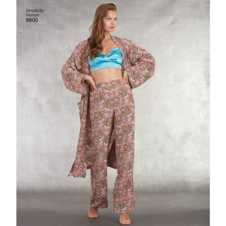 BH-top bukser og morgenkåbe snitmønster Simplicity 8800