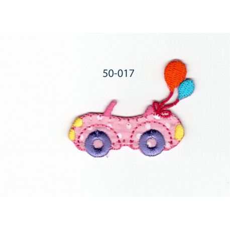Lyserød bil m/ballon strygemærke 4,5x3,5 cm
