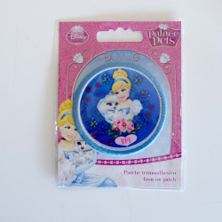 Disney prinsesser og kæledyr Askepot broderet strygemærke Ø 6,5 cm