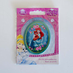 Disney prinsesser og kæledyr Ariel broderet strygemærke oval 5,5x7 cm