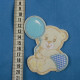 Råhvid bjørn med ballon 7x 10 cm strygemærke