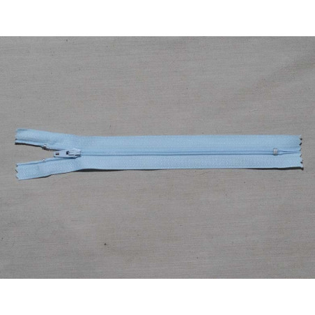 Lyseblå Lynlås 4mm sprial 18 til 55 cm