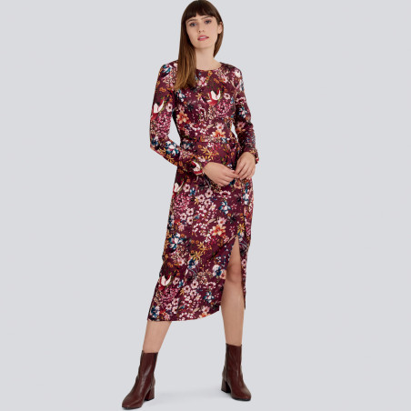 Kjole m/slids også plusmode  Simplicity snitmønster 9173