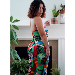 Jumpsuit og kjole stropløs også plusmode snitmønster Simplicity 9330