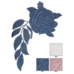 Stor blomst broderet strygemærke