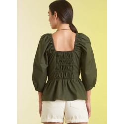 Bluse også plusmode Simplicity snitmønster 9749