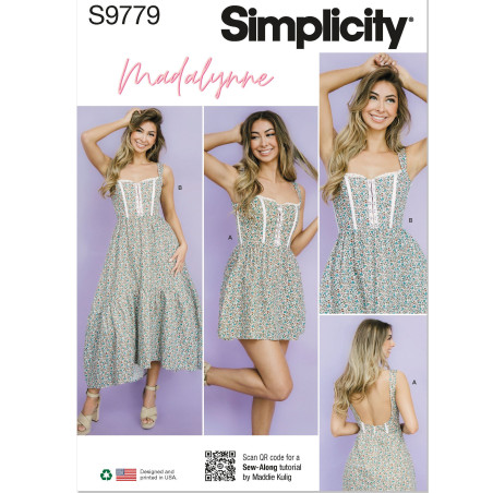 Kjole  m/ åben ryg Simplicity snitmønster 9779
