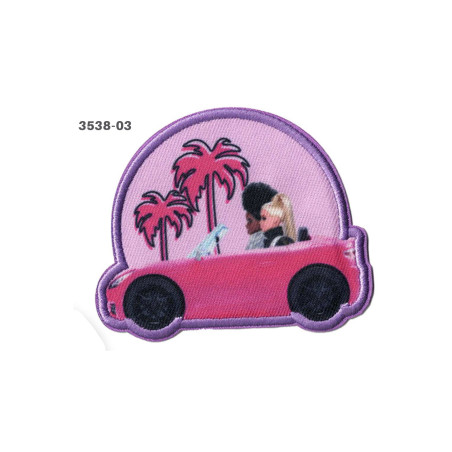Barbie  i bil broderet strygemærke 3538-03