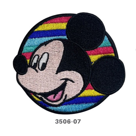 Mickey på regnbue broderet strygemærke