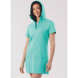 Modelbillede af New Look N6818, kjole i strik med afslappet pasform, unisex.