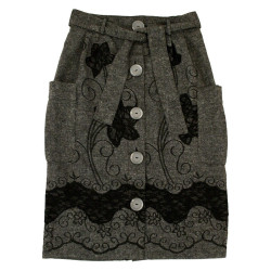 Pencilnederdel m/knaplukning onino snitmønster 3031