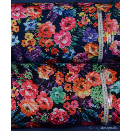 Quilt Marineblå eller Sort med Blomster