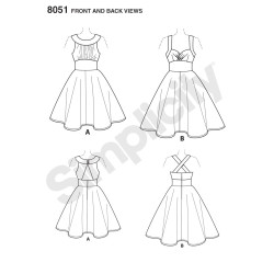 Sommerkjole med åben ryg også plusmode  Simplicity snitmønster 8051